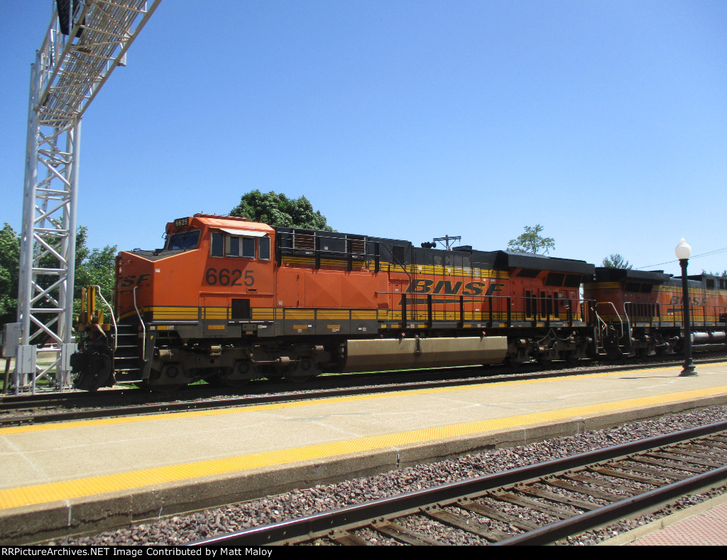 BNSF 6625